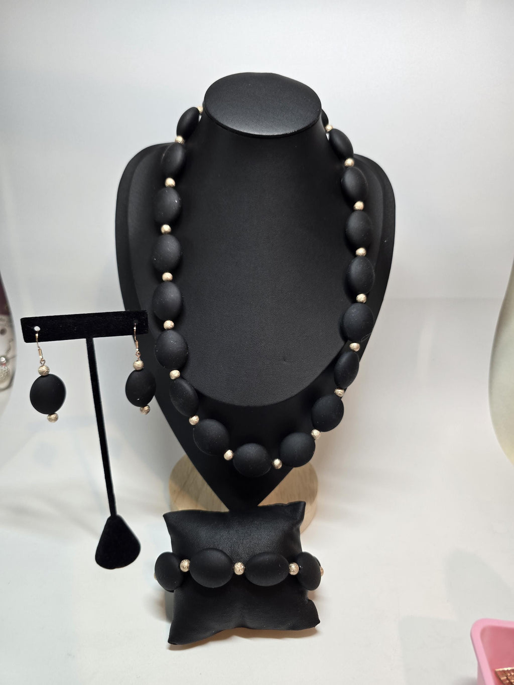 Matte Black & Gold Beaded Jewelry Set