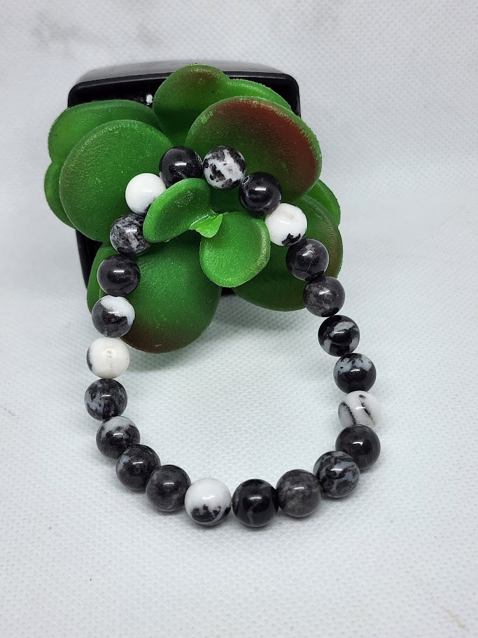 Black & White Marble-Style Stretch Bracelet