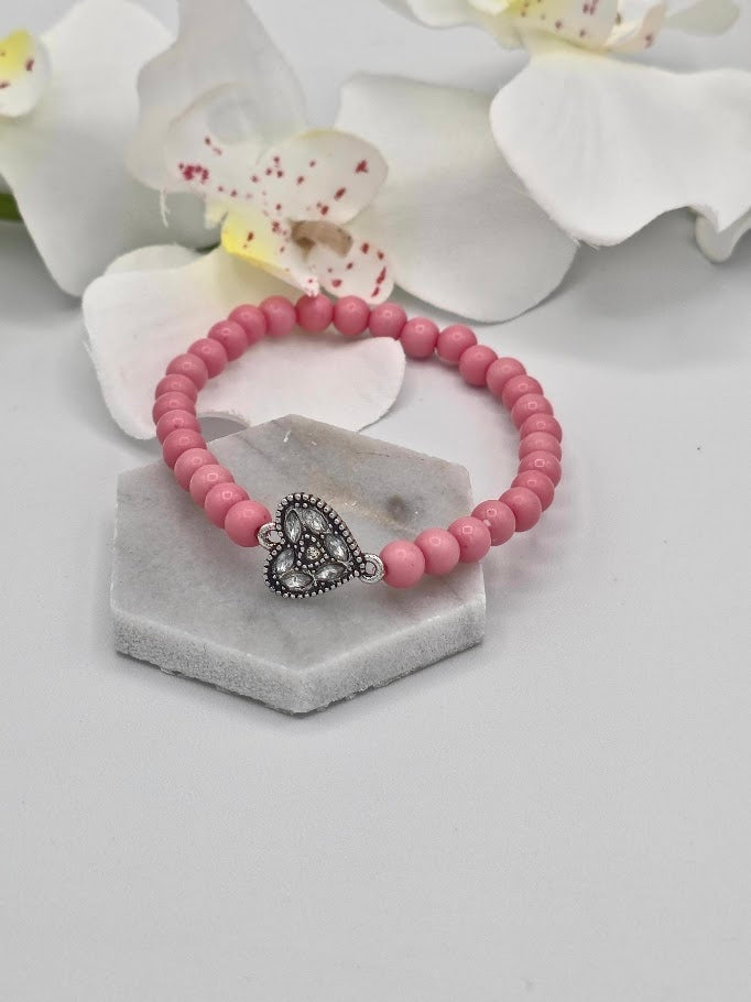 Rhinestone Heart Beaded Bracelet