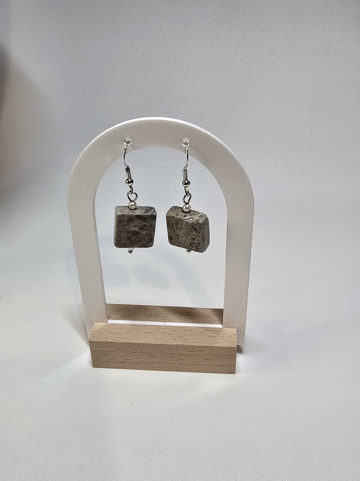 Gray Stone Beaded Necklace – 24 Inch Statement Jewelry