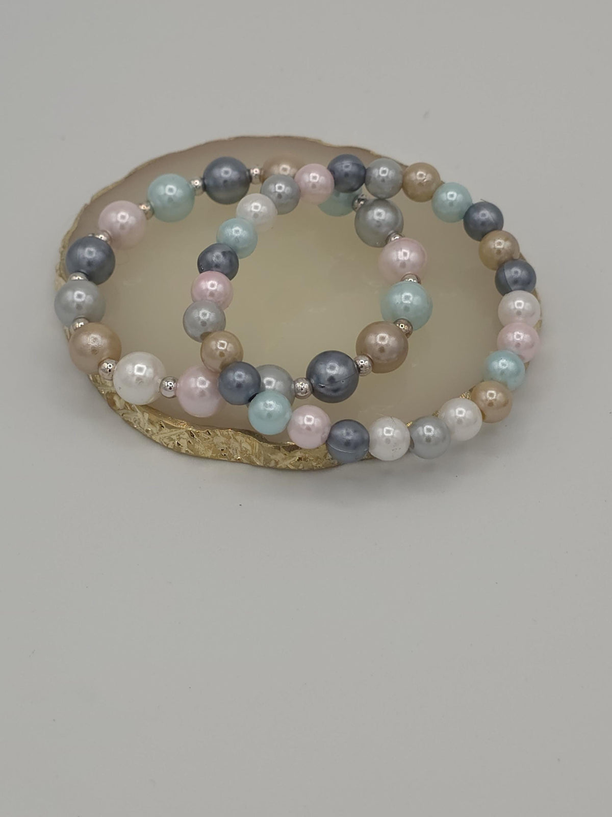 Pastel Pearl-Style Bracelet Set – 3 Piec