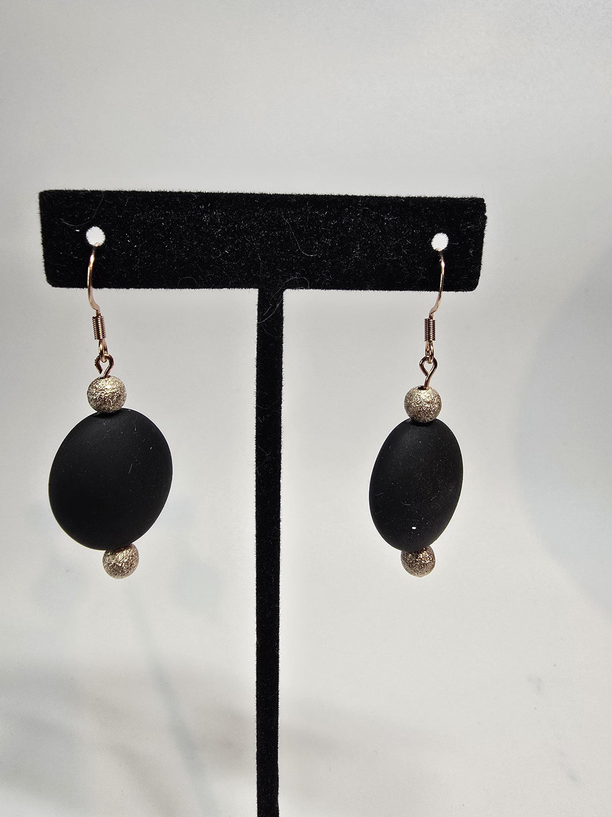 Matte Black & Gold Beaded Jewelry Set