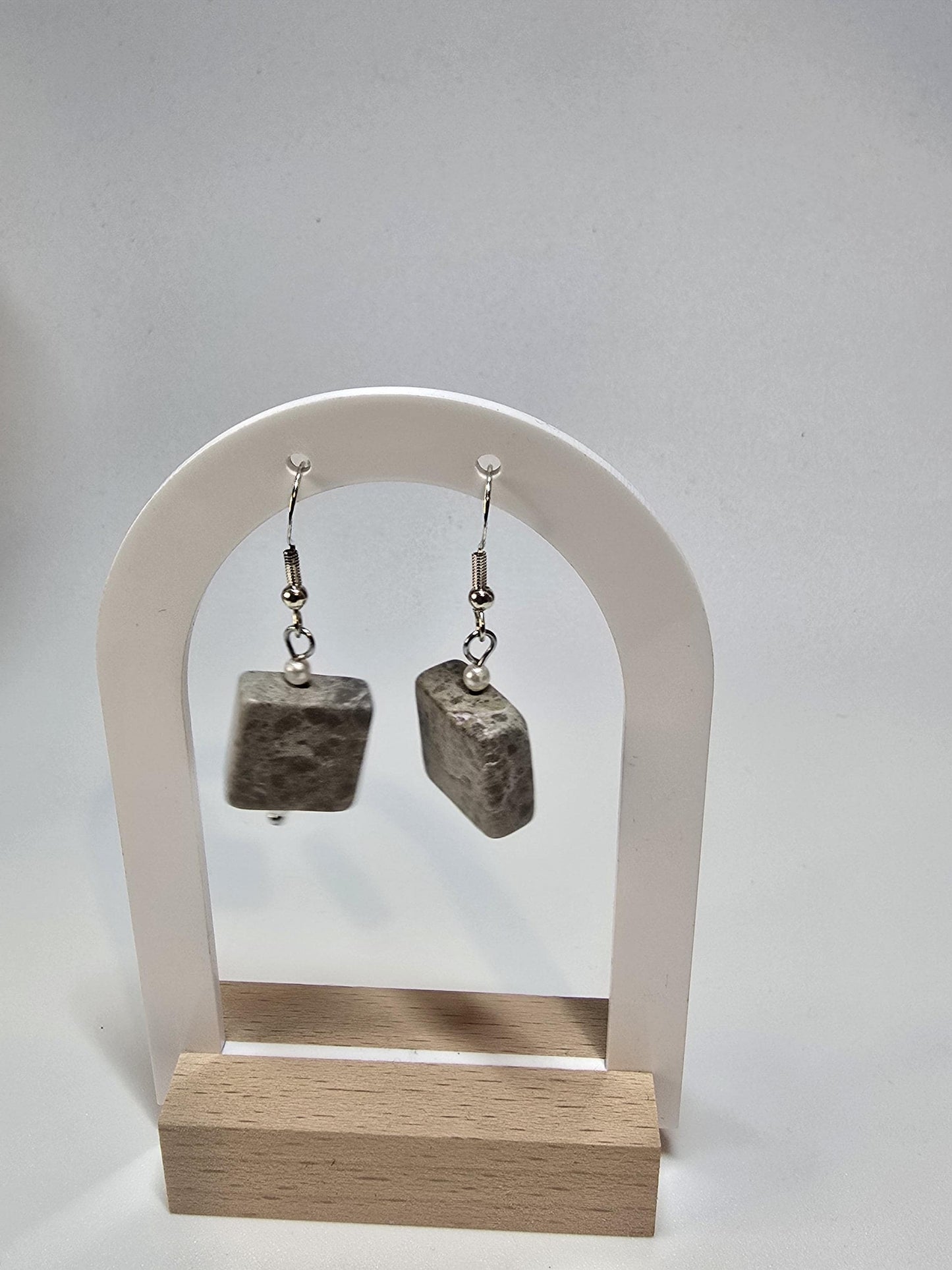 Gray Stone Beaded Necklace – 24 Inch Statement Jewelry