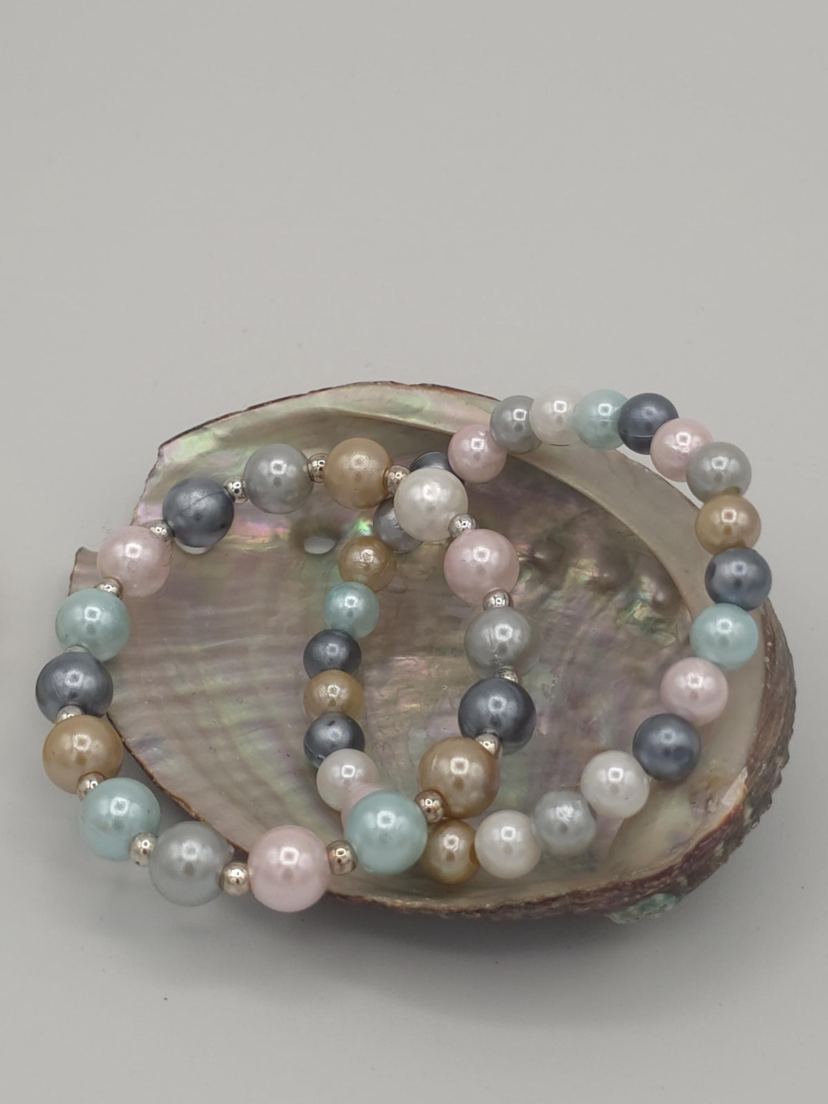 Pastel Pearl-Style Bracelet Set