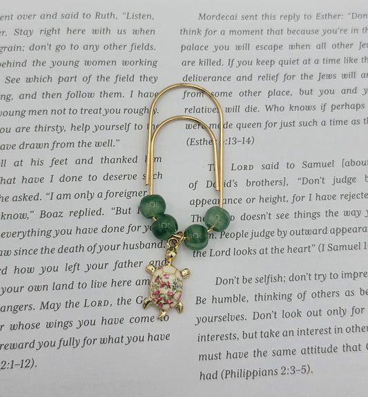 Turtle Beaded Bookmark
